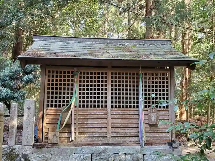 桑原感神社の末社・摂社