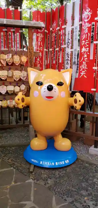豊川稲荷東京別院の狛犬