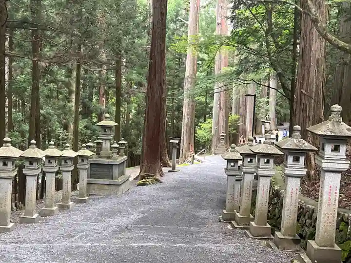 三峯神社(埼玉県)