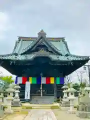 慶龍寺の本殿