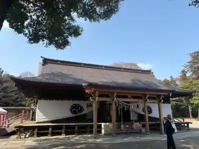 鷲宮神社の{uncategorized: "未分類", other: "その他", undefined: "問題あり", building: "その他建物", grave: "お墓", sacred_gate: "鳥居", guardian: "狛犬", statue: "像", buddha: "仏像", history: "歴史", nature: "自然", garden: "庭園", animal: "動物", pagoda: "塔", temizu: "手水舎", mountain_gate: "山門・神門", sanctuary: "本殿・本堂", subordinate: "末社・摂社", art: "芸術", scenery: "景色", jizo: "地蔵", ema: "絵馬", goshuin: "御朱印", omikuji: "おみくじ", items: "授与品その他", amulet: "お守り", goshuincho: "御朱印帳", eats: "食事", festival: "お祭り", votive_dance: "神楽", shichigosan: "七五三参", wedding: "結婚式", experience: "体験その他", initially: "初詣", around: "周辺", anti_infection: "感染症対策"}