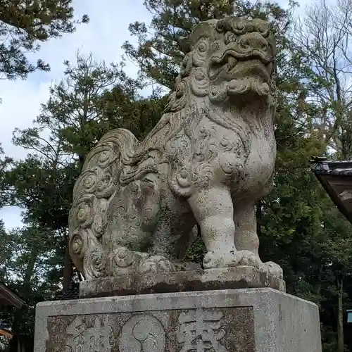 冨木八幡神社の狛犬