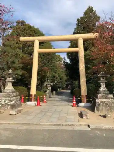 木嶋坐天照御魂神社の鳥居