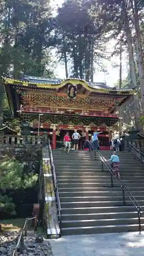 輪王寺の山門