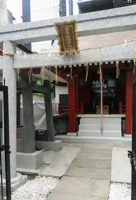 富沢稲荷神社の鳥居