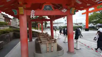 伏見稲荷大社の手水舎