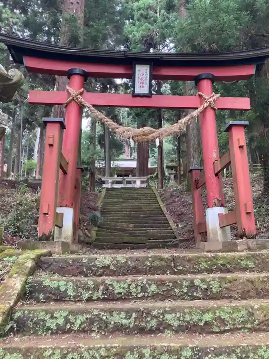 大宮温泉神社の鳥居