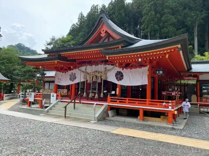 金櫻神社の本殿・本堂