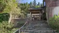 万照寺の山門・神門