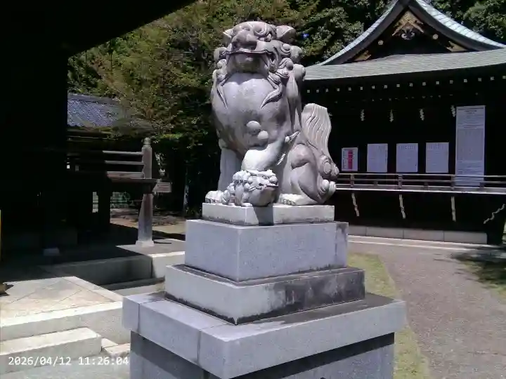 赤羽八幡神社の{uncategorized: "未分類", other: "その他", undefined: "問題あり", building: "その他建物", grave: "お墓", sacred_gate: "鳥居", guardian: "狛犬", statue: "像", buddha: "仏像", history: "歴史", nature: "自然", garden: "庭園", animal: "動物", pagoda: "塔", temizu: "手水舎", mountain_gate: "山門・神門", sanctuary: "本殿・本堂", subordinate: "末社・摂社", art: "芸術", scenery: "景色", jizo: "地蔵", ema: "絵馬", goshuin: "御朱印", omikuji: "おみくじ", items: "授与品その他", amulet: "お守り", goshuincho: "御朱印帳", eats: "食事", festival: "お祭り", votive_dance: "神楽", shichigosan: "七五三参", wedding: "結婚式", experience: "体験その他", initially: "初詣", around: "周辺", anti_infection: "感染症対策"}