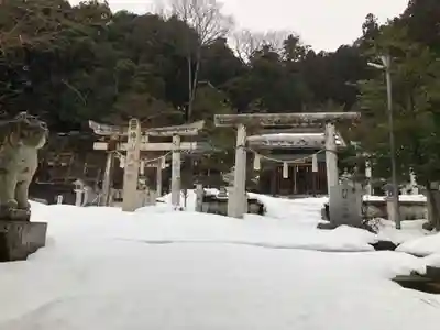 意冨布良神社の末社・摂社
