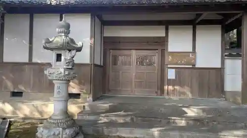 宇奈多理坐高御魂神社の{uncategorized: "未分類", other: "その他", undefined: "問題あり", building: "その他建物", grave: "お墓", sacred_gate: "鳥居", guardian: "狛犬", statue: "像", buddha: "仏像", history: "歴史", nature: "自然", garden: "庭園", animal: "動物", pagoda: "塔", temizu: "手水舎", mountain_gate: "山門・神門", sanctuary: "本殿・本堂", subordinate: "末社・摂社", art: "芸術", scenery: "景色", jizo: "地蔵", ema: "絵馬", goshuin: "御朱印", omikuji: "おみくじ", items: "授与品その他", amulet: "お守り", goshuincho: "御朱印帳", eats: "食事", festival: "お祭り", votive_dance: "神楽", shichigosan: "七五三参", wedding: "結婚式", experience: "体験その他", initially: "初詣", around: "周辺", anti_infection: "感染症対策"}
