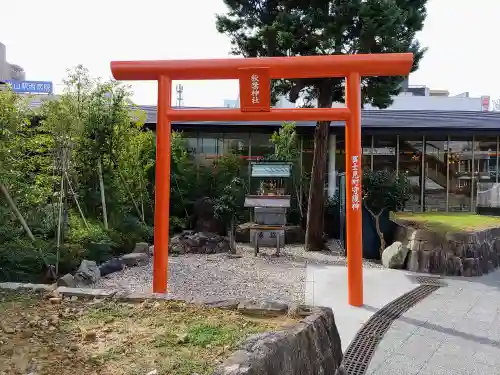 秋葉神社の鳥居