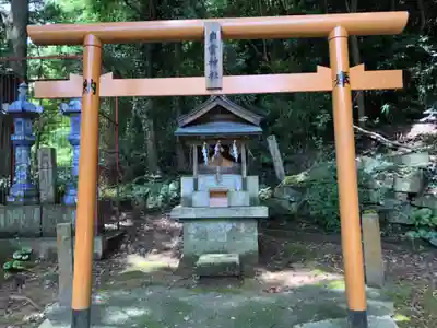 宇佐八幡神社の末社・摂社