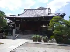 西光寺の本殿