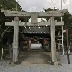 湊八坂神社の鳥居