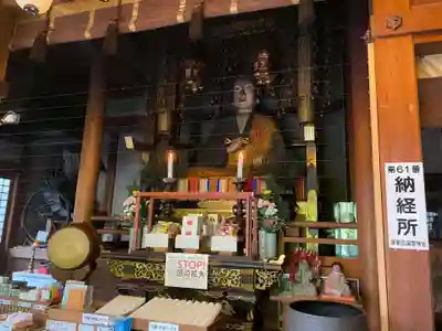 山王寺の本殿・本堂