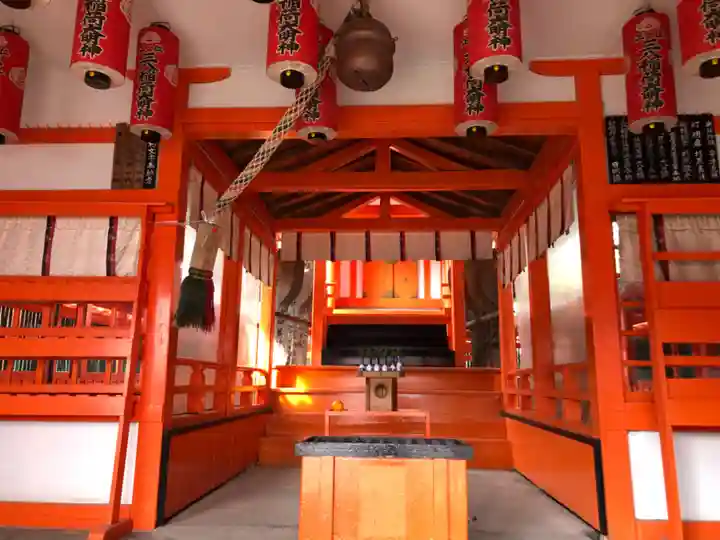 服織神社(真清田神社境内社)の末社・摂社