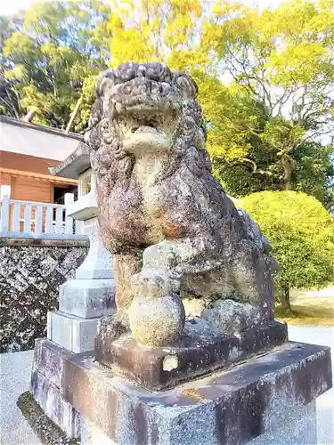 黒髪神社の狛犬