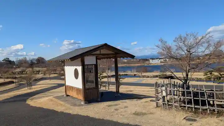 尾曳稲荷神社の周辺