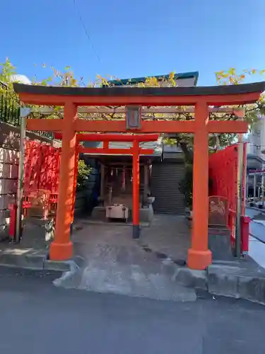 三藤稲荷社(神奈川県)