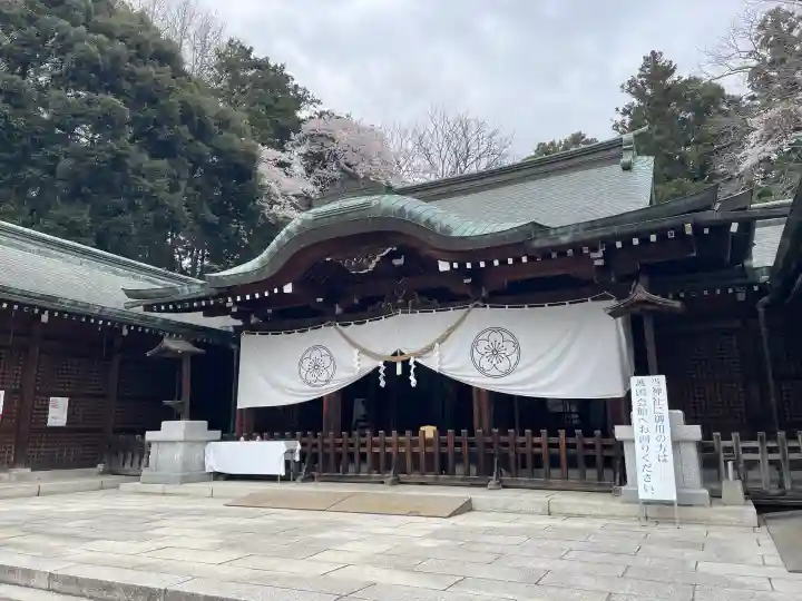 栃木縣護國神社の{uncategorized: "未分類", other: "その他", undefined: "問題あり", building: "その他建物", grave: "お墓", sacred_gate: "鳥居", guardian: "狛犬", statue: "像", buddha: "仏像", history: "歴史", nature: "自然", garden: "庭園", animal: "動物", pagoda: "塔", temizu: "手水舎", mountain_gate: "山門・神門", sanctuary: "本殿・本堂", subordinate: "末社・摂社", art: "芸術", scenery: "景色", jizo: "地蔵", ema: "絵馬", goshuin: "御朱印", omikuji: "おみくじ", items: "授与品その他", amulet: "お守り", goshuincho: "御朱印帳", eats: "食事", festival: "お祭り", votive_dance: "神楽", shichigosan: "七五三参", wedding: "結婚式", experience: "体験その他", initially: "初詣", around: "周辺", anti_infection: "感染症対策"}