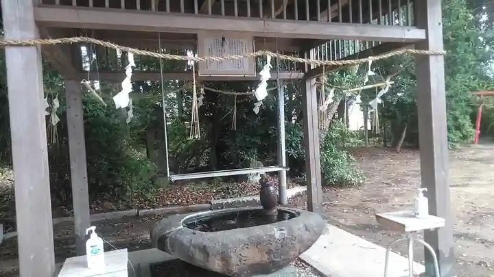 足切神社の手水舎