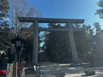 鹿島神宮の{uncategorized: "未分類", other: "その他", undefined: "問題あり", building: "その他建物", grave: "お墓", sacred_gate: "鳥居", guardian: "狛犬", statue: "像", buddha: "仏像", history: "歴史", nature: "自然", garden: "庭園", animal: "動物", pagoda: "塔", temizu: "手水舎", mountain_gate: "山門・神門", sanctuary: "本殿・本堂", subordinate: "末社・摂社", art: "芸術", scenery: "景色", jizo: "地蔵", ema: "絵馬", goshuin: "御朱印", omikuji: "おみくじ", items: "授与品その他", amulet: "お守り", goshuincho: "御朱印帳", eats: "食事", festival: "お祭り", votive_dance: "神楽", shichigosan: "七五三参", wedding: "結婚式", experience: "体験その他", initially: "初詣", around: "周辺", anti_infection: "感染症対策"}