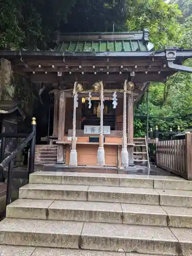 銭洗弁財天宇賀福神社(神奈川県)