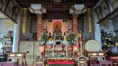 教信寺の本殿・本堂