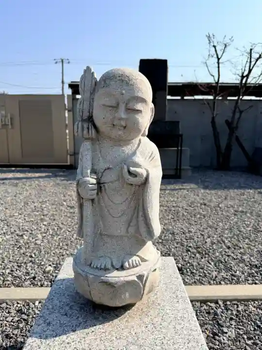 妙見寺の{uncategorized: "未分類", other: "その他", undefined: "問題あり", building: "その他建物", grave: "お墓", sacred_gate: "鳥居", guardian: "狛犬", statue: "像", buddha: "仏像", history: "歴史", nature: "自然", garden: "庭園", animal: "動物", pagoda: "塔", temizu: "手水舎", mountain_gate: "山門・神門", sanctuary: "本殿・本堂", subordinate: "末社・摂社", art: "芸術", scenery: "景色", jizo: "地蔵", ema: "絵馬", goshuin: "御朱印", omikuji: "おみくじ", items: "授与品その他", amulet: "お守り", goshuincho: "御朱印帳", eats: "食事", festival: "お祭り", votive_dance: "神楽", shichigosan: "七五三参", wedding: "結婚式", experience: "体験その他", initially: "初詣", around: "周辺", anti_infection: "感染症対策"}