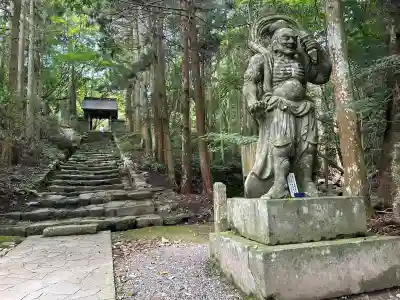 両子寺の{uncategorized: "未分類", other: "その他", undefined: "問題あり", building: "その他建物", grave: "お墓", sacred_gate: "鳥居", guardian: "狛犬", statue: "像", buddha: "仏像", history: "歴史", nature: "自然", garden: "庭園", animal: "動物", pagoda: "塔", temizu: "手水舎", mountain_gate: "山門・神門", sanctuary: "本殿・本堂", subordinate: "末社・摂社", art: "芸術", scenery: "景色", jizo: "地蔵", ema: "絵馬", goshuin: "御朱印", omikuji: "おみくじ", items: "授与品その他", amulet: "お守り", goshuincho: "御朱印帳", eats: "食事", festival: "お祭り", votive_dance: "神楽", shichigosan: "七五三参", wedding: "結婚式", experience: "体験その他", initially: "初詣", around: "周辺", anti_infection: "感染症対策"}
