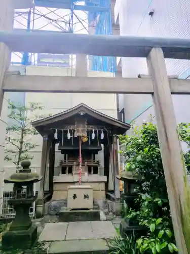 池洲稲荷神社の{uncategorized: "未分類", other: "その他", undefined: "問題あり", building: "その他建物", grave: "お墓", sacred_gate: "鳥居", guardian: "狛犬", statue: "像", buddha: "仏像", history: "歴史", nature: "自然", garden: "庭園", animal: "動物", pagoda: "塔", temizu: "手水舎", mountain_gate: "山門・神門", sanctuary: "本殿・本堂", subordinate: "末社・摂社", art: "芸術", scenery: "景色", jizo: "地蔵", ema: "絵馬", goshuin: "御朱印", omikuji: "おみくじ", items: "授与品その他", amulet: "お守り", goshuincho: "御朱印帳", eats: "食事", festival: "お祭り", votive_dance: "神楽", shichigosan: "七五三参", wedding: "結婚式", experience: "体験その他", initially: "初詣", around: "周辺", anti_infection: "感染症対策"}