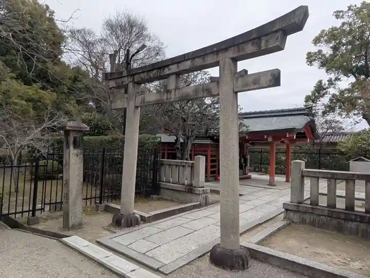 東寺鎮守八幡宮・東寺境内社八島殿(京都府)