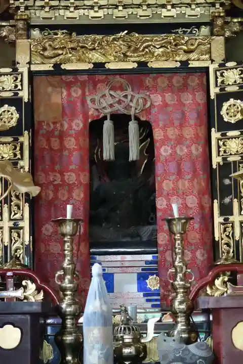 法華寺の本殿・本堂