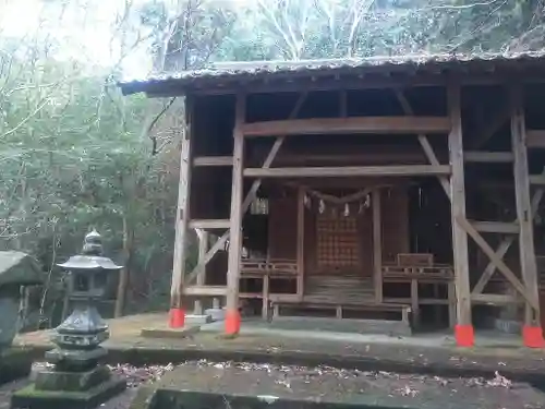 八坂神社・御霊神社の本殿