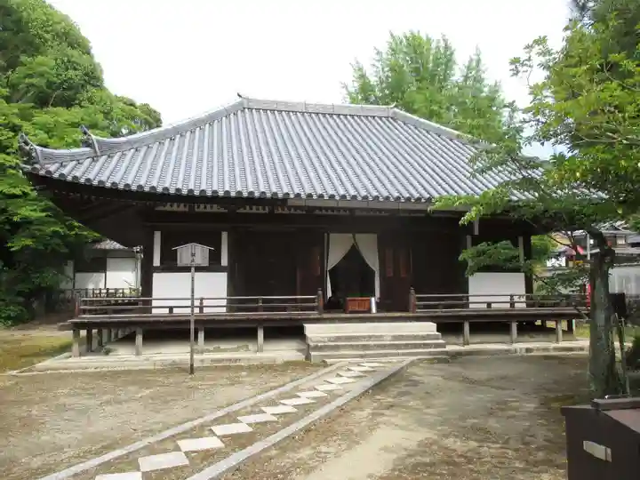 法界寺(日野薬師)の本殿・本堂