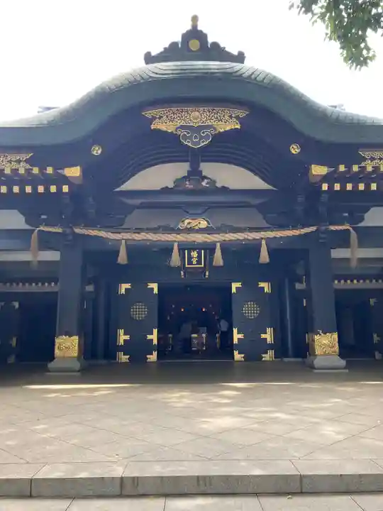 穴八幡宮の本殿・本堂