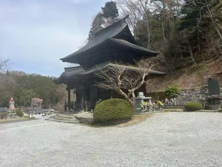 天澤寺の{uncategorized: "未分類", other: "その他", undefined: "問題あり", building: "その他建物", grave: "お墓", sacred_gate: "鳥居", guardian: "狛犬", statue: "像", buddha: "仏像", history: "歴史", nature: "自然", garden: "庭園", animal: "動物", pagoda: "塔", temizu: "手水舎", mountain_gate: "山門・神門", sanctuary: "本殿・本堂", subordinate: "末社・摂社", art: "芸術", scenery: "景色", jizo: "地蔵", ema: "絵馬", goshuin: "御朱印", omikuji: "おみくじ", items: "授与品その他", amulet: "お守り", goshuincho: "御朱印帳", eats: "食事", festival: "お祭り", votive_dance: "神楽", shichigosan: "七五三参", wedding: "結婚式", experience: "体験その他", initially: "初詣", around: "周辺", anti_infection: "感染症対策"}