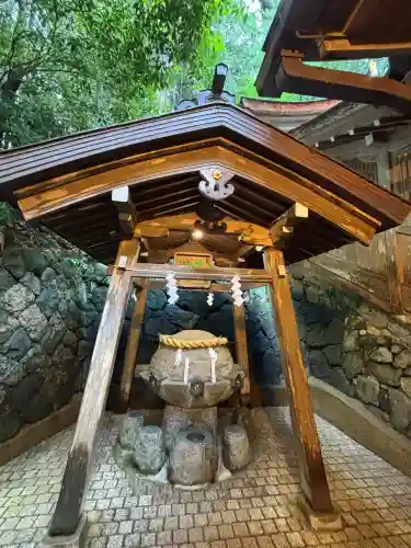 大神神社の{uncategorized: "未分類", other: "その他", undefined: "問題あり", building: "その他建物", grave: "お墓", sacred_gate: "鳥居", guardian: "狛犬", statue: "像", buddha: "仏像", history: "歴史", nature: "自然", garden: "庭園", animal: "動物", pagoda: "塔", temizu: "手水舎", mountain_gate: "山門・神門", sanctuary: "本殿・本堂", subordinate: "末社・摂社", art: "芸術", scenery: "景色", jizo: "地蔵", ema: "絵馬", goshuin: "御朱印", omikuji: "おみくじ", items: "授与品その他", amulet: "お守り", goshuincho: "御朱印帳", eats: "食事", festival: "お祭り", votive_dance: "神楽", shichigosan: "七五三参", wedding: "結婚式", experience: "体験その他", initially: "初詣", around: "周辺", anti_infection: "感染症対策"}