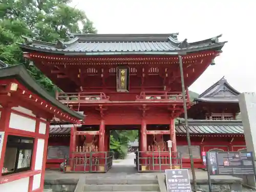 中禅寺の山門