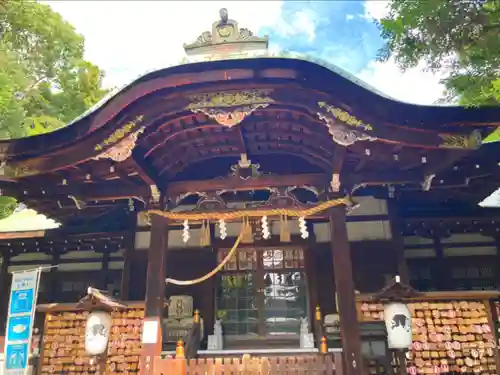 岡崎神社の本殿・本堂