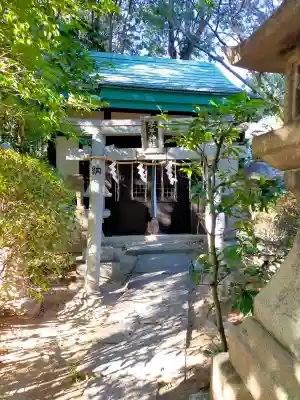 意賀美神社の{uncategorized: "未分類", other: "その他", undefined: "問題あり", building: "その他建物", grave: "お墓", sacred_gate: "鳥居", guardian: "狛犬", statue: "像", buddha: "仏像", history: "歴史", nature: "自然", garden: "庭園", animal: "動物", pagoda: "塔", temizu: "手水舎", mountain_gate: "山門・神門", sanctuary: "本殿・本堂", subordinate: "末社・摂社", art: "芸術", scenery: "景色", jizo: "地蔵", ema: "絵馬", goshuin: "御朱印", omikuji: "おみくじ", items: "授与品その他", amulet: "お守り", goshuincho: "御朱印帳", eats: "食事", festival: "お祭り", votive_dance: "神楽", shichigosan: "七五三参", wedding: "結婚式", experience: "体験その他", initially: "初詣", around: "周辺", anti_infection: "感染症対策"}