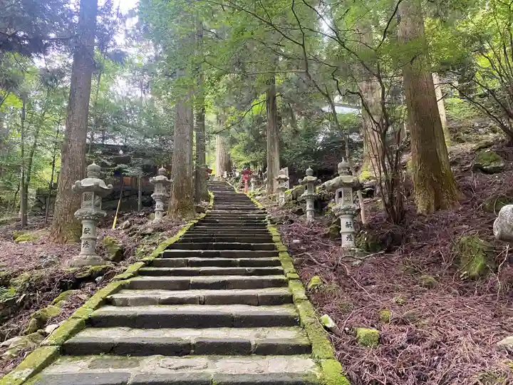 英彦山豊前坊高住神社(福岡県)