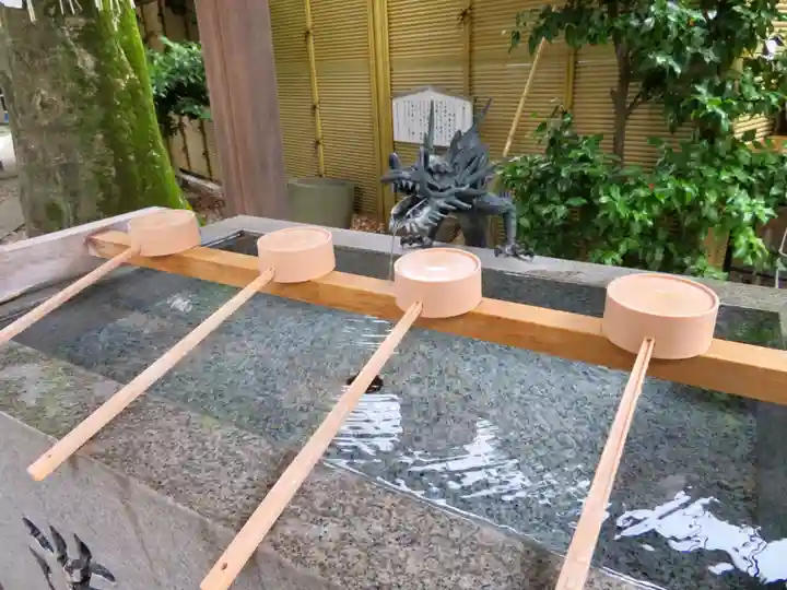 蛇窪神社の手水舎