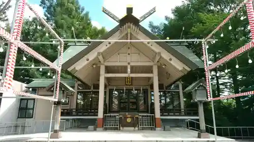 白石神社の本殿・本堂