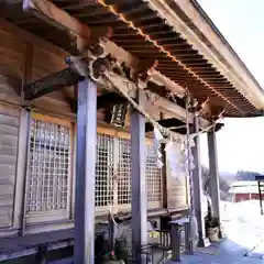 白根三吉神社の本殿