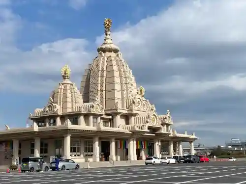川崎大師交通安全祈祷殿の{uncategorized: "未分類", other: "その他", undefined: "問題あり", building: "その他建物", grave: "お墓", sacred_gate: "鳥居", guardian: "狛犬", statue: "像", buddha: "仏像", history: "歴史", nature: "自然", garden: "庭園", animal: "動物", pagoda: "塔", temizu: "手水舎", mountain_gate: "山門・神門", sanctuary: "本殿・本堂", subordinate: "末社・摂社", art: "芸術", scenery: "景色", jizo: "地蔵", ema: "絵馬", goshuin: "御朱印", omikuji: "おみくじ", items: "授与品その他", amulet: "お守り", goshuincho: "御朱印帳", eats: "食事", festival: "お祭り", votive_dance: "神楽", shichigosan: "七五三参", wedding: "結婚式", experience: "体験その他", initially: "初詣", around: "周辺", anti_infection: "感染症対策"}