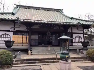 良忠寺の本殿・本堂