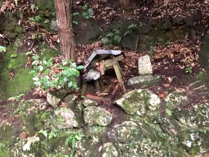 乎美祢神社の末社・摂社